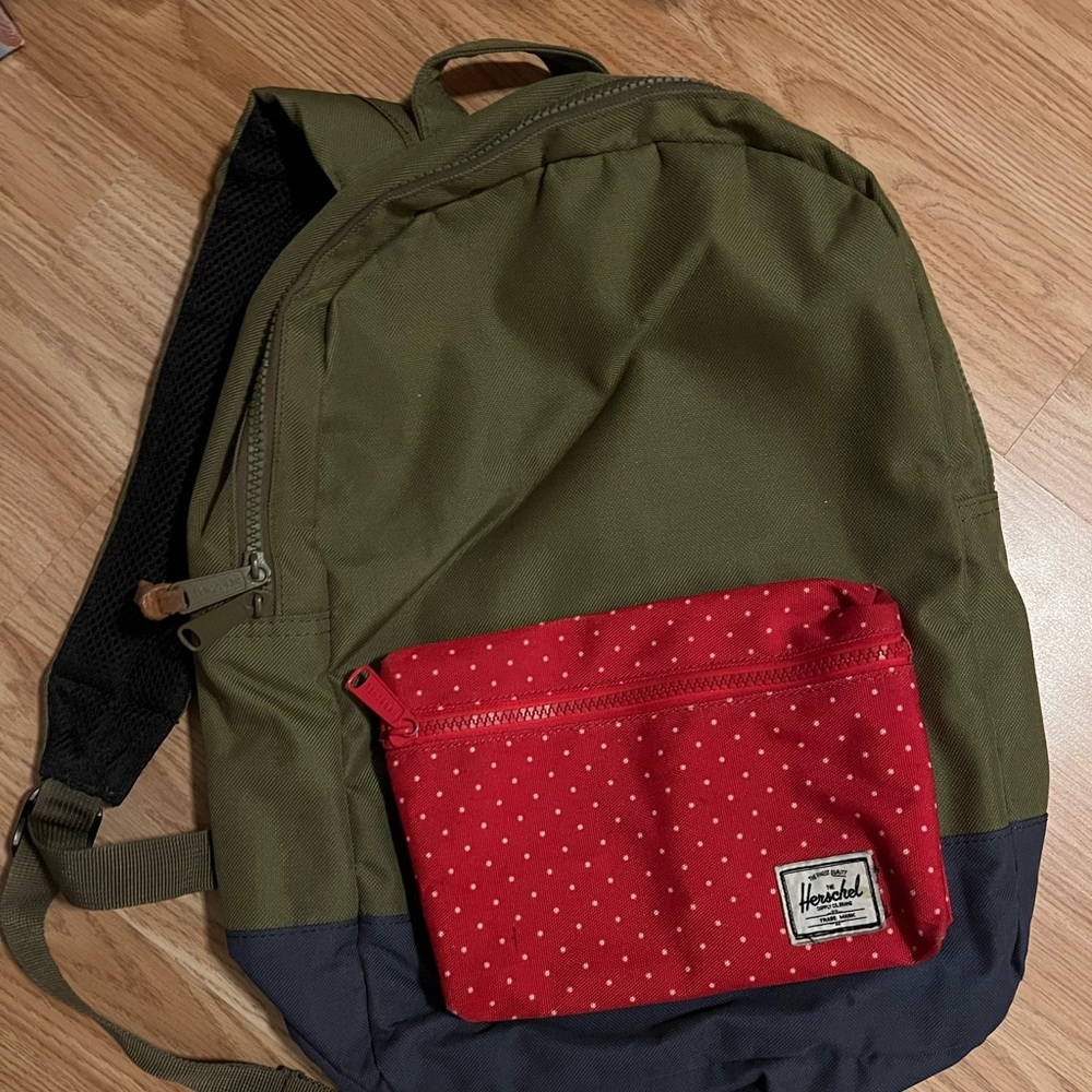 Small Herschel Backpack